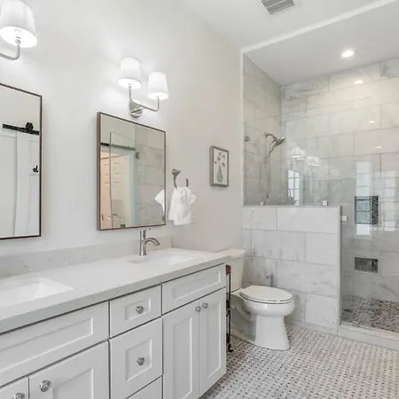 Holiday home Classy Upscale Perfect Uptown Location New Orleans