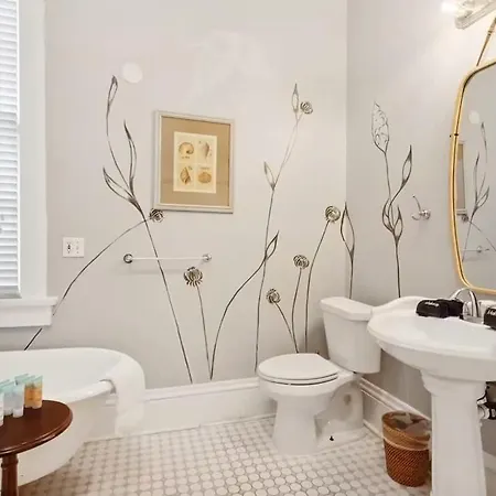 Relaxing Bohemian W Heated Pool 5br 4ba Villa