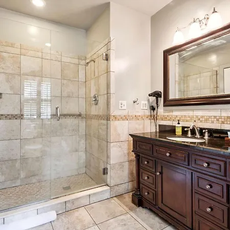 Opulent Historic W Heated Pool 5br 6ba Villa *