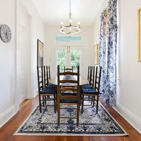 Prime Uptown With Backyard And Ev Parking Villa New Orleans