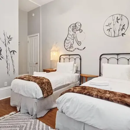 Relaxing Bohemian W Heated Pool 5br 4ba * New Orleans