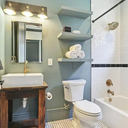 Holiday home Grand 10br Nola Retreat Dual Heated Pools & Spas