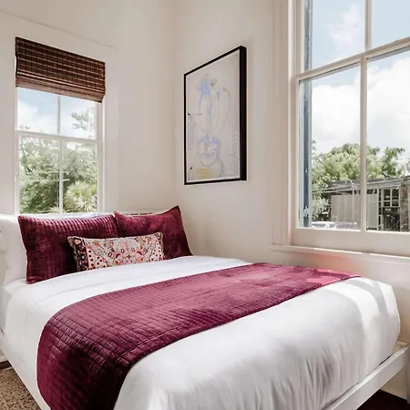 Hotel 24 Bedroom Boutique Buyout Private Pool *