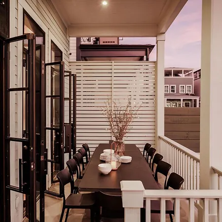 Radiant Nola Retreat Heated Pool Holiday home