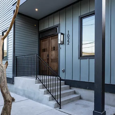 Holiday home 2 Designer Nola Homes Heated Pools & Rooftops *