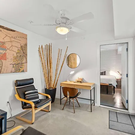 Private Pool - Massive Game & Living-dining Space - The Moon Bywater New Orleans