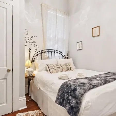 Villa Relaxing Bohemian W Heated Pool 5br 4ba