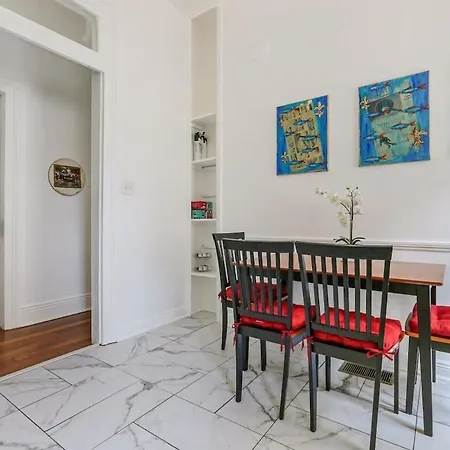 Prime Uptown With Backyard And Ev Parking * New Orleans