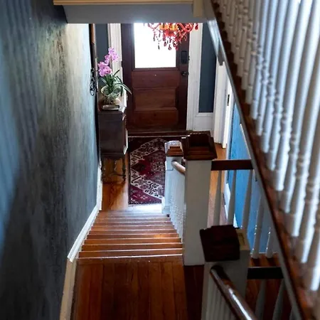 Bed & Breakfast Boutique King Balcony And Pool 3*