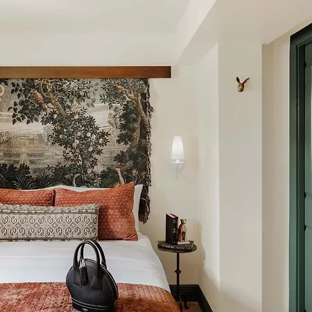 24 Bedroom Boutique Buyout Private Pool Hotel