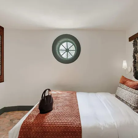 24 Bedroom Boutique Buyout Private Pool Hotel New Orleans