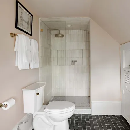 24 Bedroom Boutique Buyout Private Pool Hotel