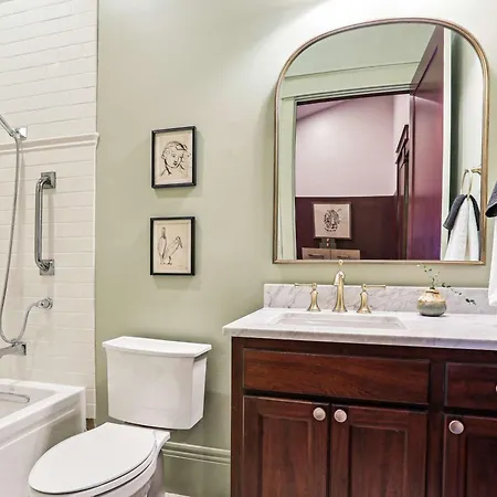 2 Designer Nola Homes Heated Pools & Rooftops Holiday home New Orleans