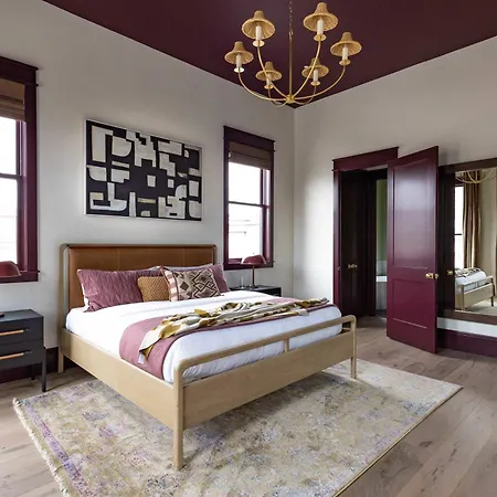 2 Designer Nola Homes Heated Pools & Rooftops Holiday home
