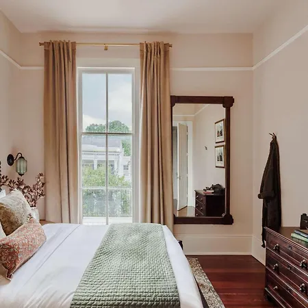 24 Bedroom Boutique Buyout Private Pool *