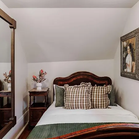 24 Bedroom Boutique Buyout Private Pool