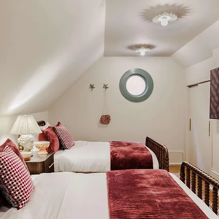 Hotel 24 Bedroom Boutique Buyout Private Pool
