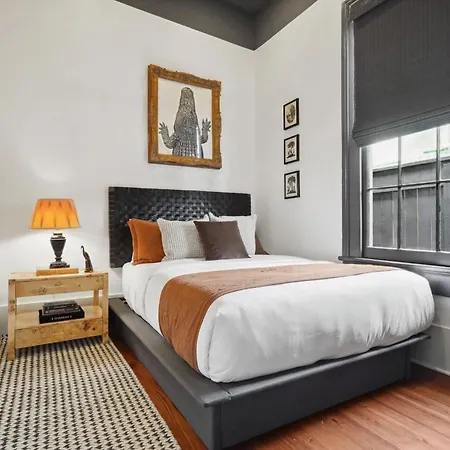 Grand 10br Nola Retreat Dual Heated Pools & Spas * New Orleans