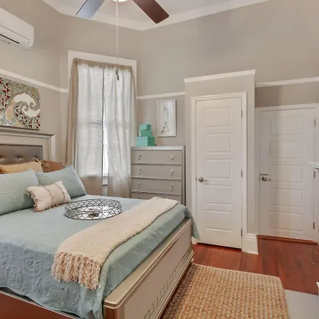 Lepage 7 - 2br1ba Loft Near Medical Corridor Apartment *