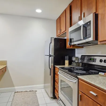 De Charme 5 Min Stroll To French Quarterbourbon St Apartment New Orleans