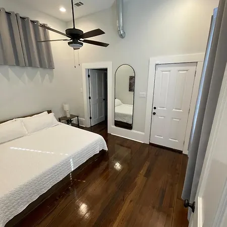 Beautiful 1bed House Close To French Q & Bourbon St *