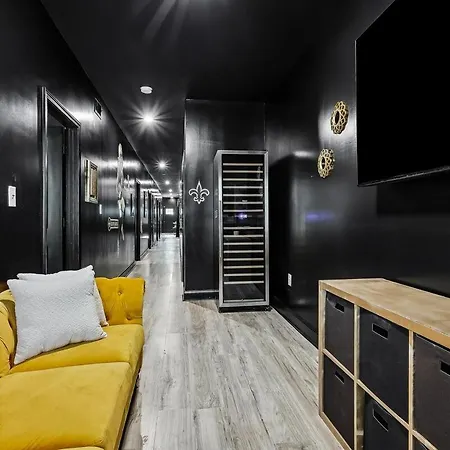 Apartment The Who House, Luxury 5br Near Fq