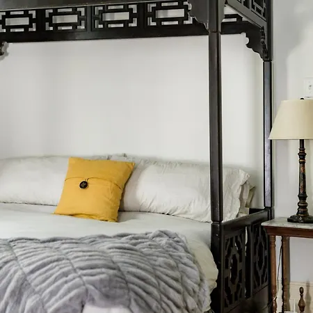 Hear Local Live Music From The Back Porch Apartment