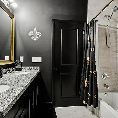 The Saints House, Luxury 10br Saints Oasis Apartment New Orleans