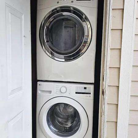 Lepage 7 - 2br1ba Loft Near Medical Corridor Apartment *