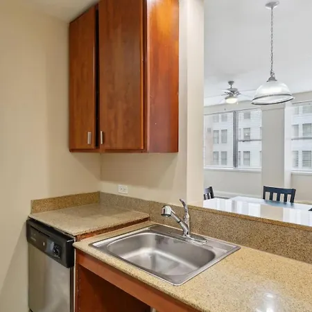 Apartment De Charme 5 Min Stroll To French Quarterbourbon St