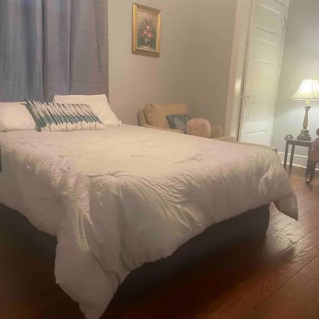 East Riverside- Great Location-quiet & Apartment New Orleans
