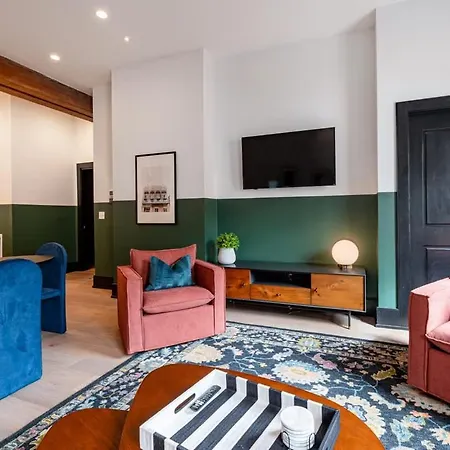 Prime Downtown 2bd Private Terrace