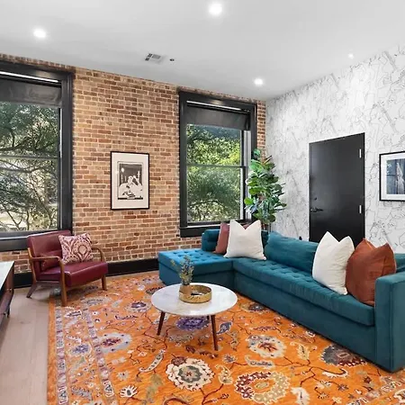 Downtown 4bd 4ba Sleeps 12 Hotel *