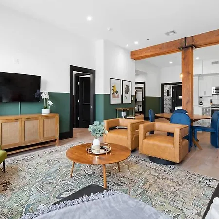 Hotel Downtown 2bd 2ba Pool Gym And Gameroom *