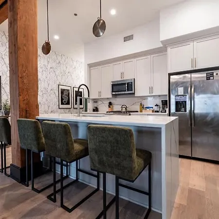 Prime Downtown 2bd Private Terrace New Orleans