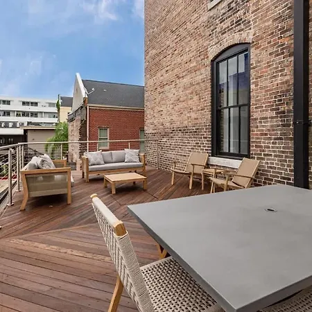 Prime Downtown 2bd Private Terrace New Orleans
