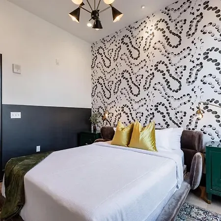 Prime Downtown 2bd Private Terrace Hotel New Orleans