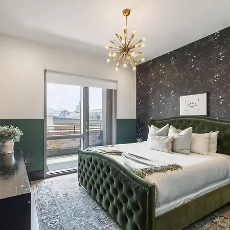 Hotel Luxury Walk French Qtr Rooftop Pool New Orleans
