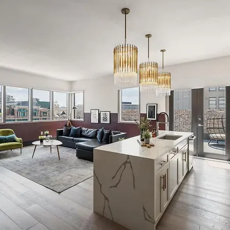 Downtown Corner Penthouse W Private Terrace Hotel