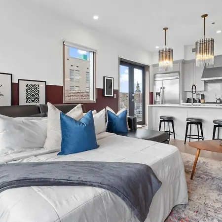 Hotel Downtown Corner Penthouse W Private Terrace New Orleans