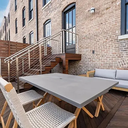 Downtown 2bd Spacious Private Terrace Hotel *