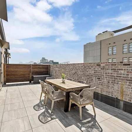 Downtown 3br Penthouse With Private Terrace *