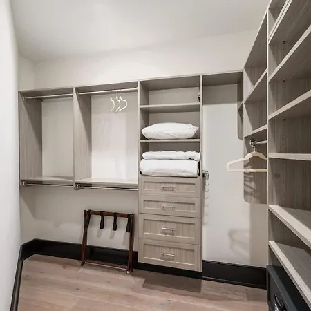 Downtown Corner Penthouse W Private Terrace Hotel New Orleans
