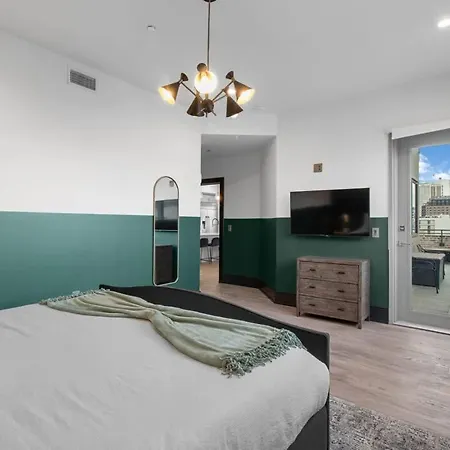 Hotel Corner Penthouse W Private Balcony New Orleans