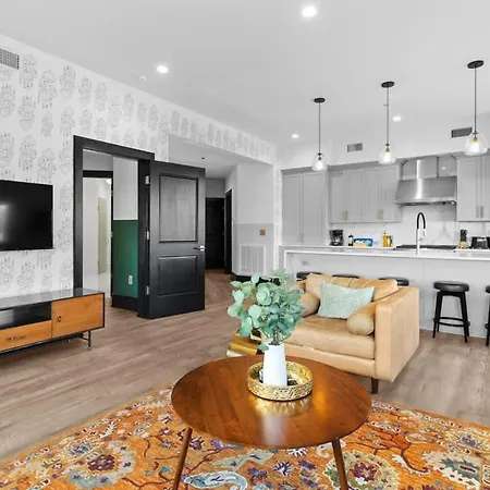 Hotel Corner Penthouse W Private Balcony New Orleans