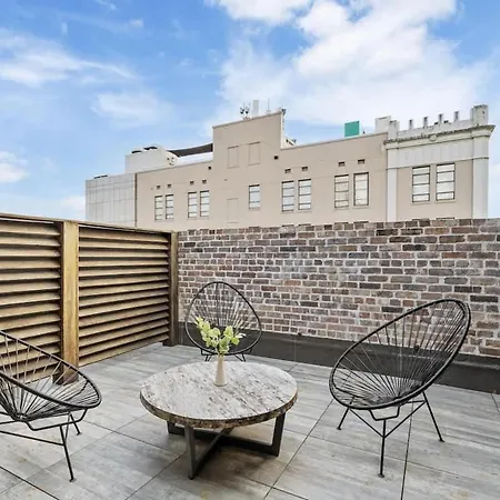 Corner Penthouse W Private Balcony * New Orleans
