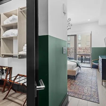 Downtown 3br Penthouse With Private Terrace Hotel New Orleans
