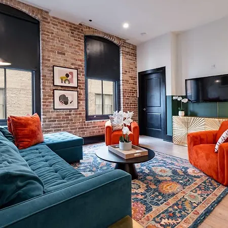 Prime Location Downtown Hotel