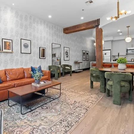 Hotel Downtown Nola Luxury Rooftop Pool Sleeps 6 *