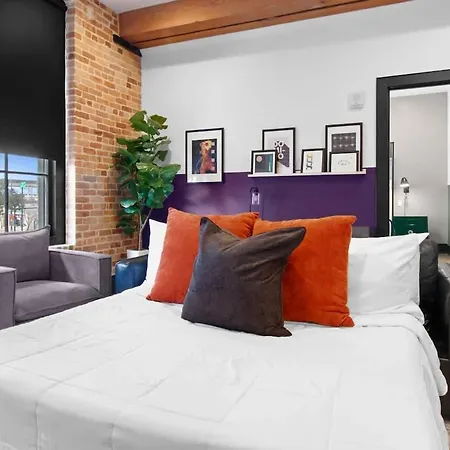 Lux 4bd 4ba Walk To Dome&french Quarter